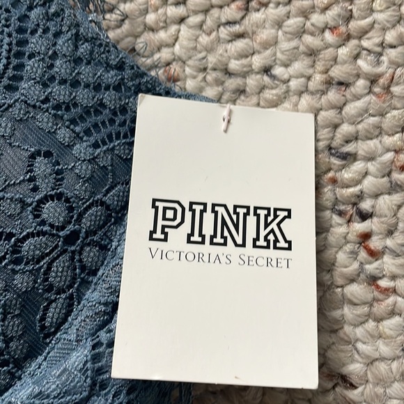 Victoria’s Secret Pink Lace High Neck Bralette Top Size L - Picture 3 of 7